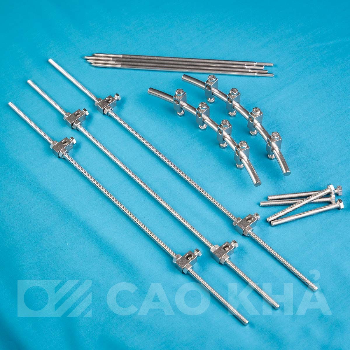 Cố định ngoài Khung chậu - góc nhìn chính